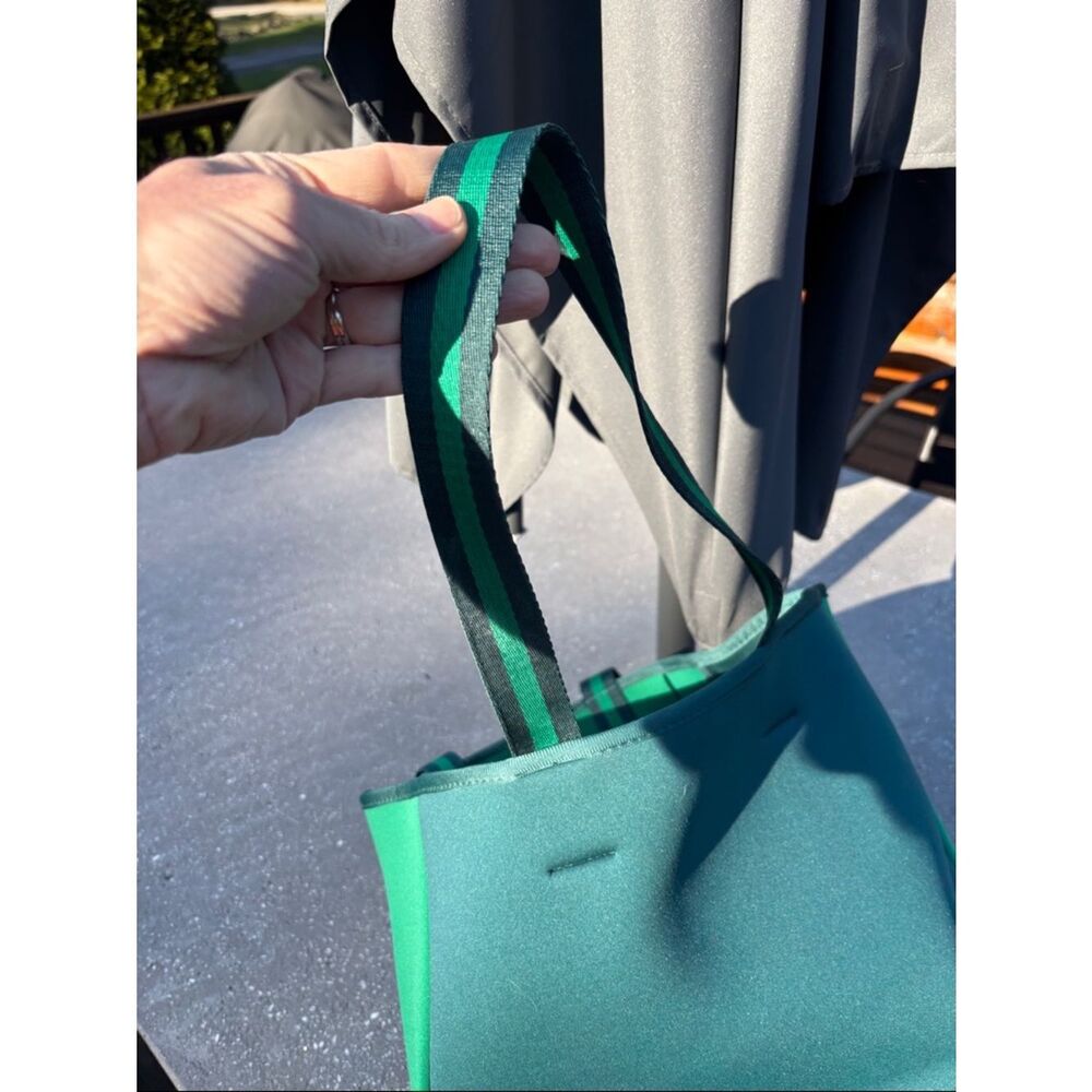 SummerSalt Green Two-Tone Everyday Tote Bag - Picture 5 of 12